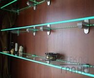 Стеклянные полки